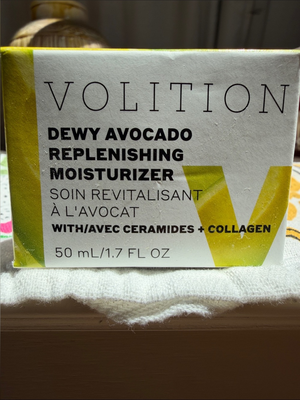 Volition Dewy Avocado Replenishing Moisturizer — Green